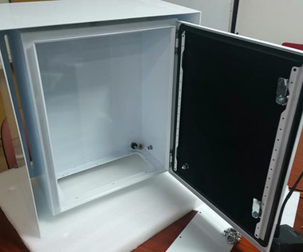 气象钣金机箱